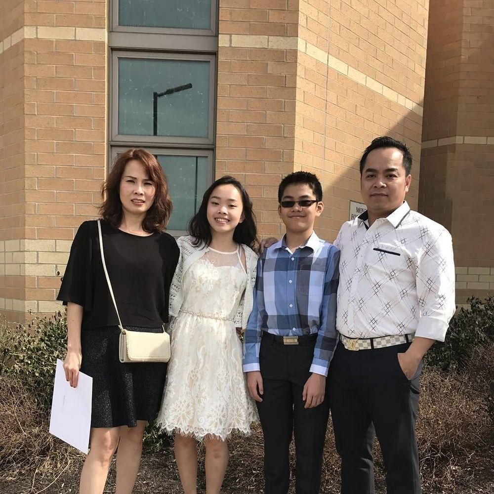 Meet your Posher, Chau